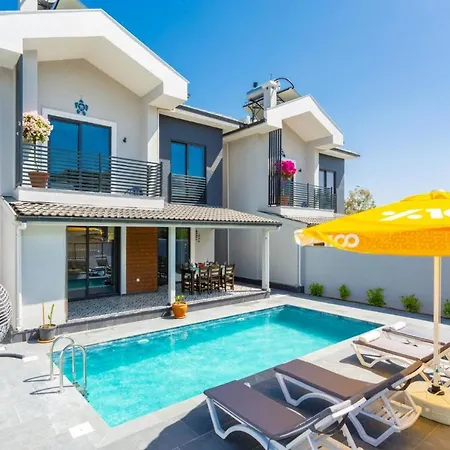 Exclusive Paradise 2