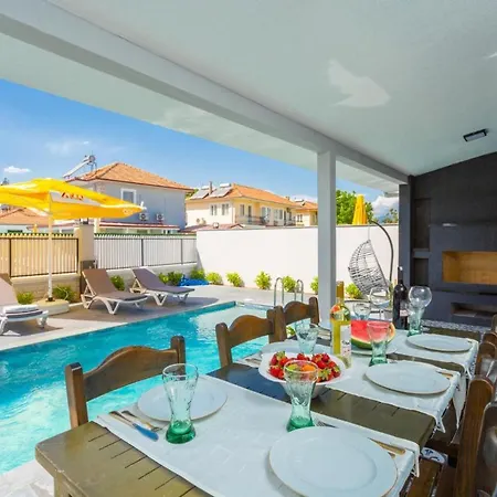 Exclusive Paradise 2 달리안