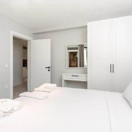 فيلة Exclusive Paradise 2 داليان
